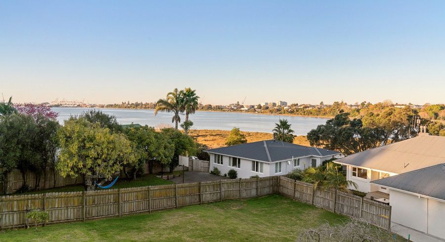  at 52 Churchill Road, Judea, Tauranga, Bay Of Plenty