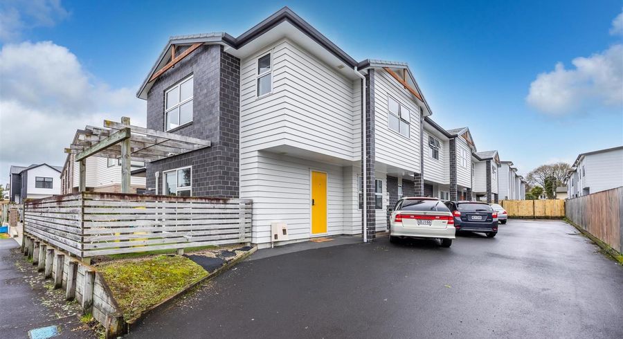  at 16 Hogan Street, Hamilton East, Hamilton, Waikato