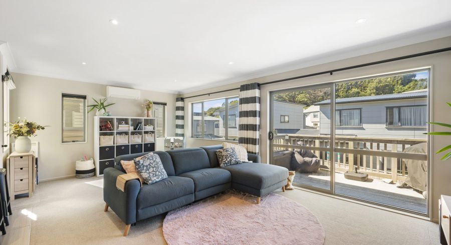  at 63 Glanmire Road, Newlands, Wellington