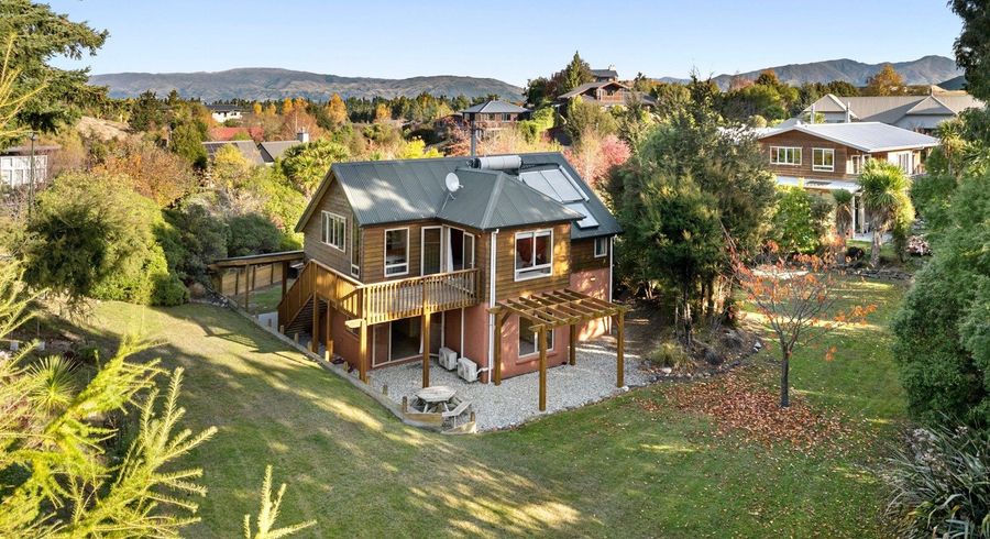  at 8 Drake Place, Lake Hāwea