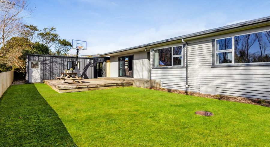 at 10 Karaka Street, Merrilands, New Plymouth