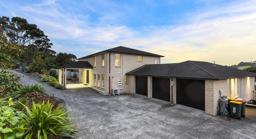  at 194 Greenhithe Road, Greenhithe, Auckland