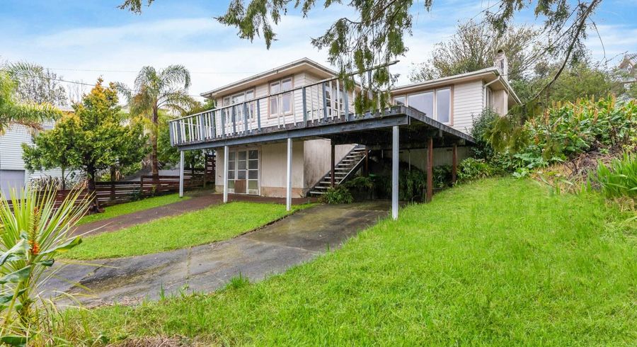 at 17 Seaton Road, Murrays Bay, Auckland