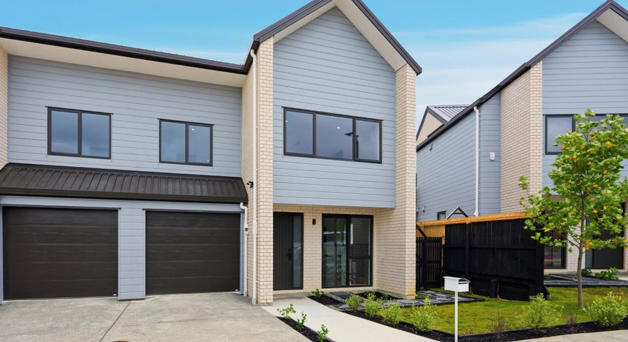  at 4/20 Melia Place, Stanmore Bay, Rodney, Auckland