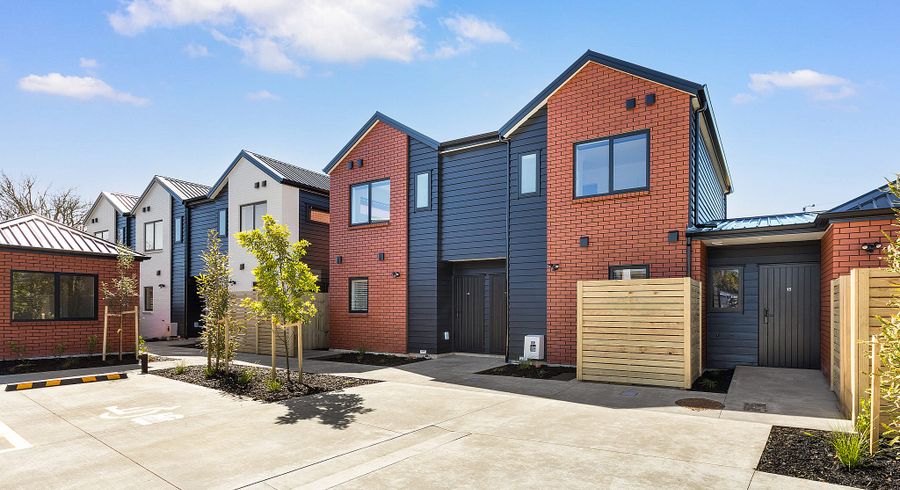  at 4/6 Fend Street, Chartwell, Hamilton, Waikato