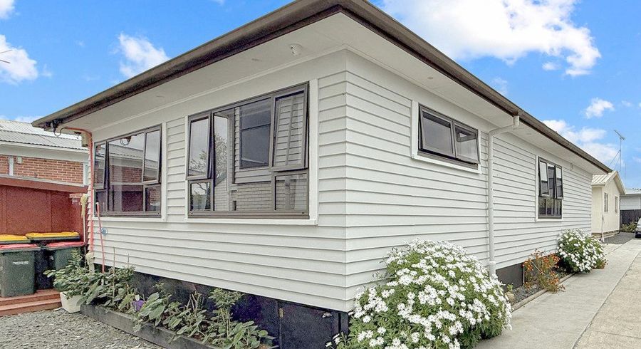  at 14B Laureston Avenue, Papatoetoe, Manukau City, Auckland