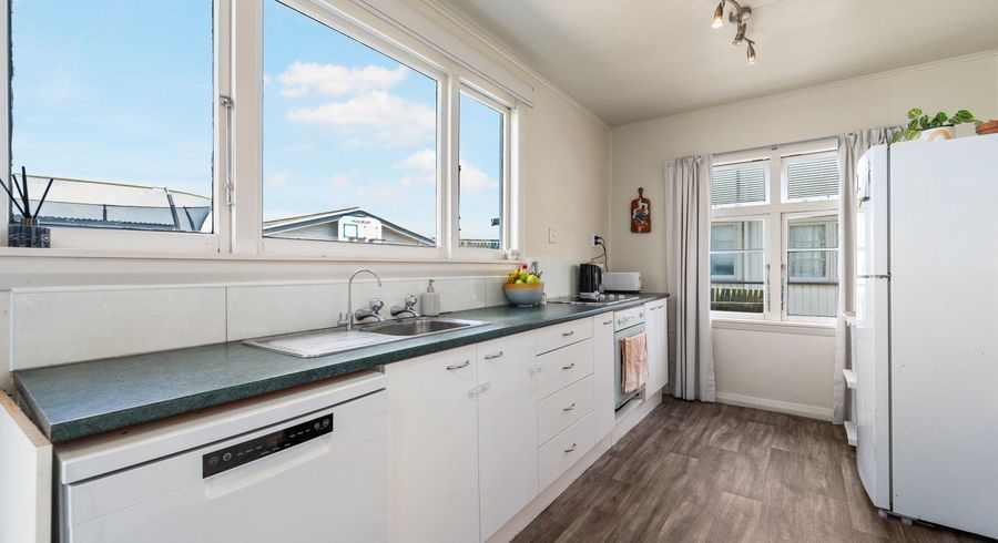  at 4 Seabury Avenue, Foxton Beach, Horowhenua, Manawatu / Whanganui