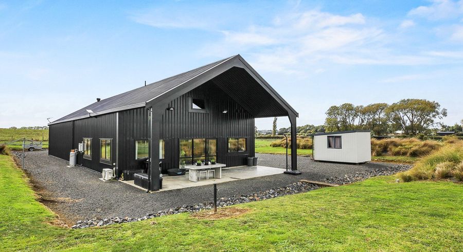  at 23 Metcalfe Road, Ngahinapouri