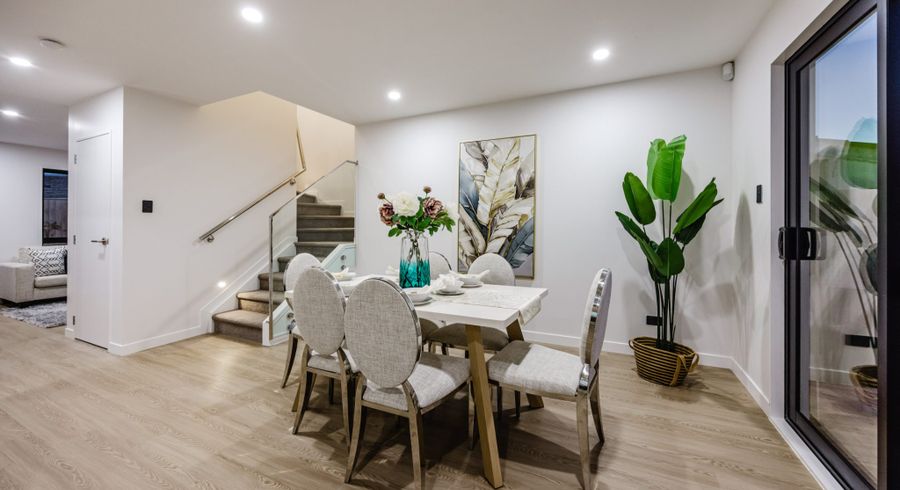 at 3/24 Tupaki Place, Pakuranga Heights, Manukau City, Auckland