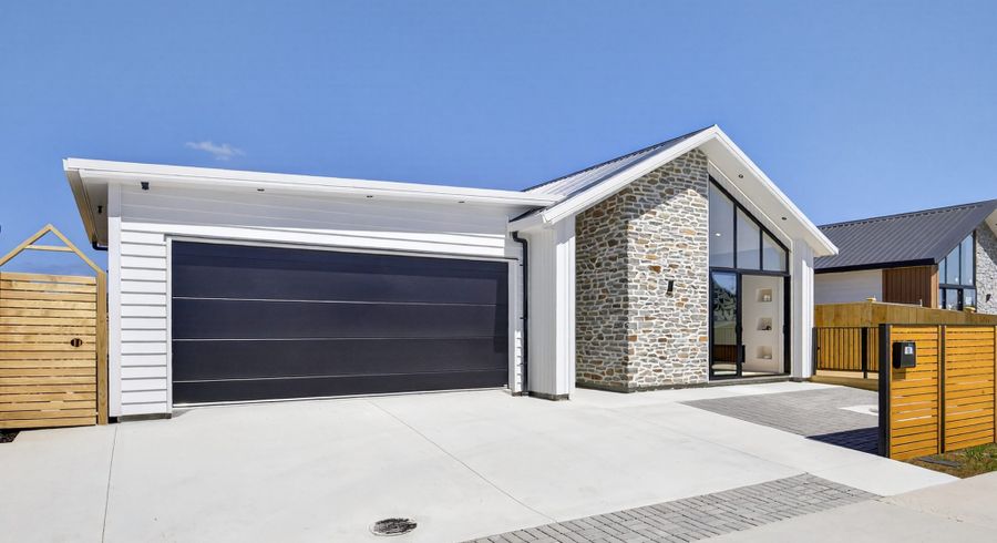  at 10 Tuwai Crescent, Opaheke, Papakura, Auckland