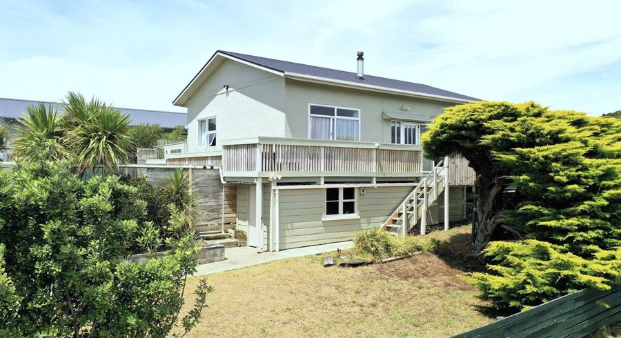  at 40 Kahukura Avenue, Waitarere Beach, Levin