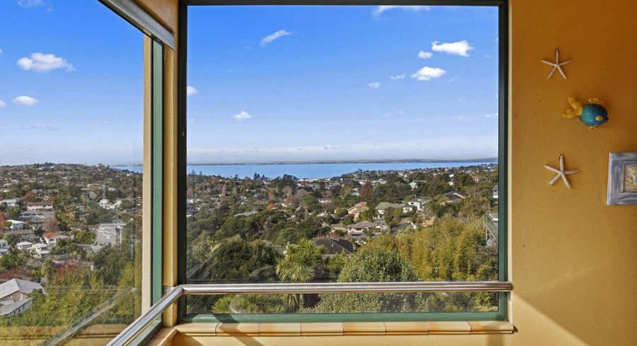  at 801 East Coast Road, Northcross, Auckland