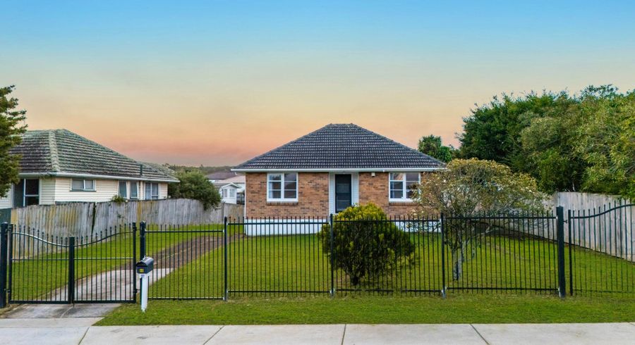  at 80 Mcannalley Street, Manurewa East, Manukau City, Auckland