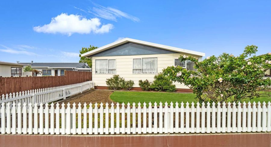  at 7 Stafford Street, Springvale, Whanganui, Manawatu / Whanganui