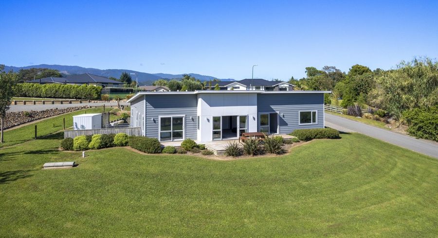  at 1 Corbin Court, Levin