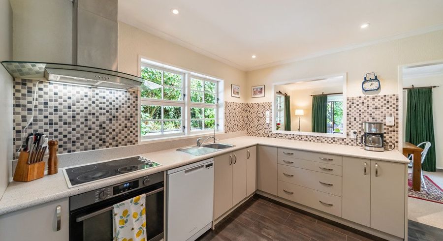  at 24 Avian Road, Blue Mountains, Upper Hutt