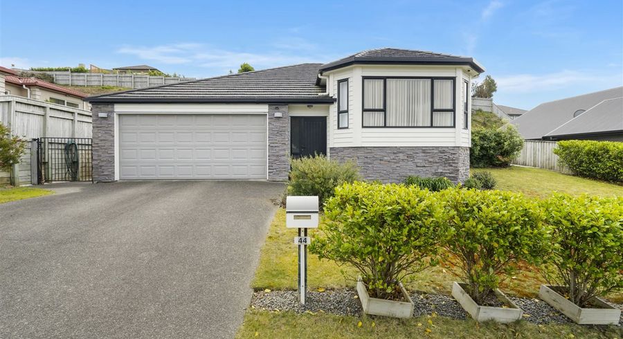  at 44 Aotea Drive, Aotea, Porirua