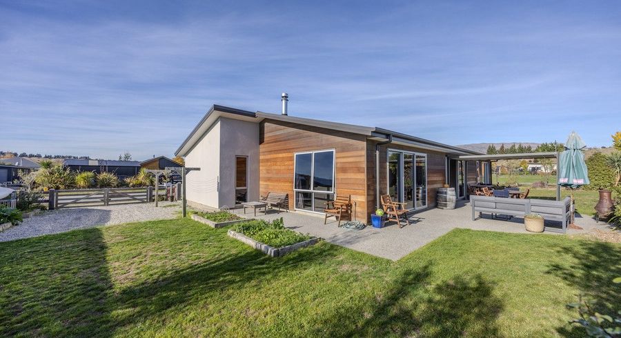  at 4 Kingfisher Crescent, Albert Town, Wanaka, Otago
