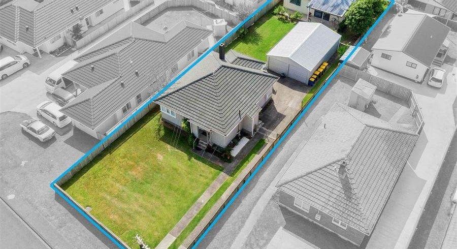  at 59 Kelman Road, Kelston, Auckland