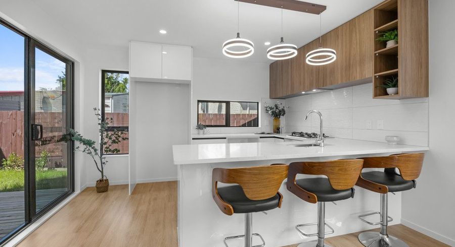  at 9A, 9B, 9C Tangelo Place, Bucklands Beach, Manukau City, Auckland