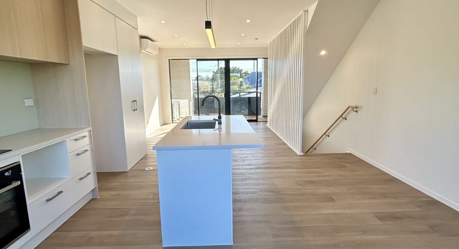  at 2 Bolina Cres, Pakuranga, Manukau City, Auckland