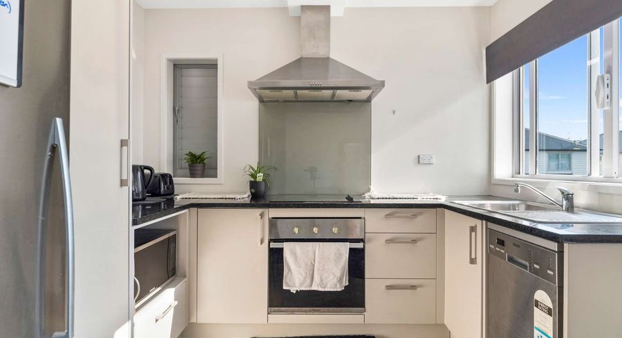  at 2/26 Hollowout Street, Takanini, Papakura, Auckland