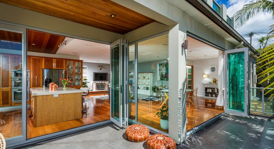  at 52 Matipo Road, Mairangi Bay, Auckland