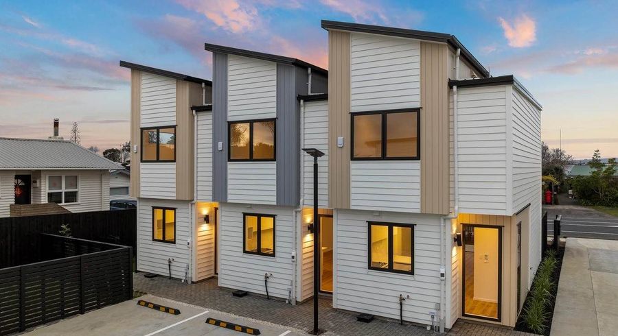  at 3/101 Botany Road, Howick, Manukau City, Auckland