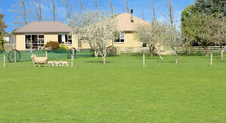  at 40 Actaeon Road, Makarewa