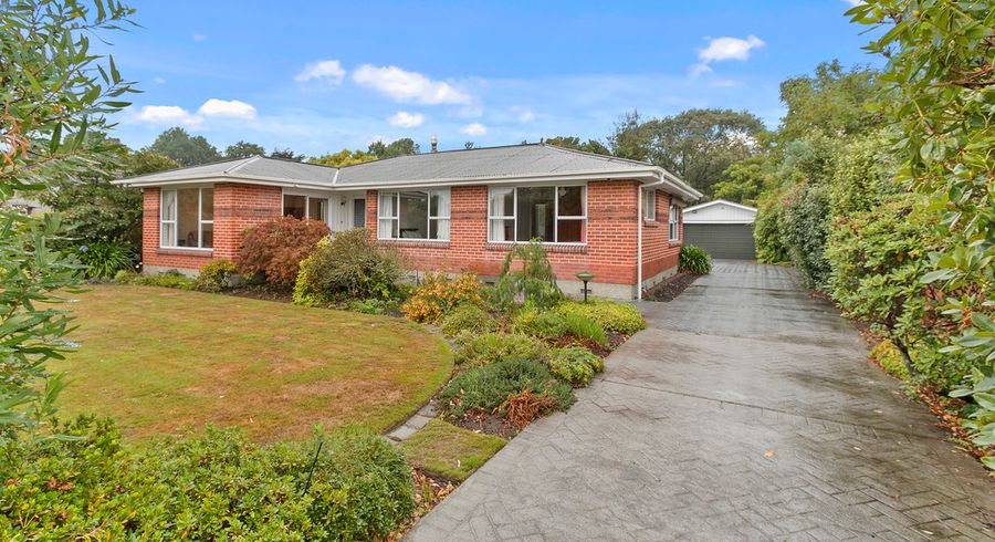  at 493 Avonhead Road, Avonhead, Christchurch