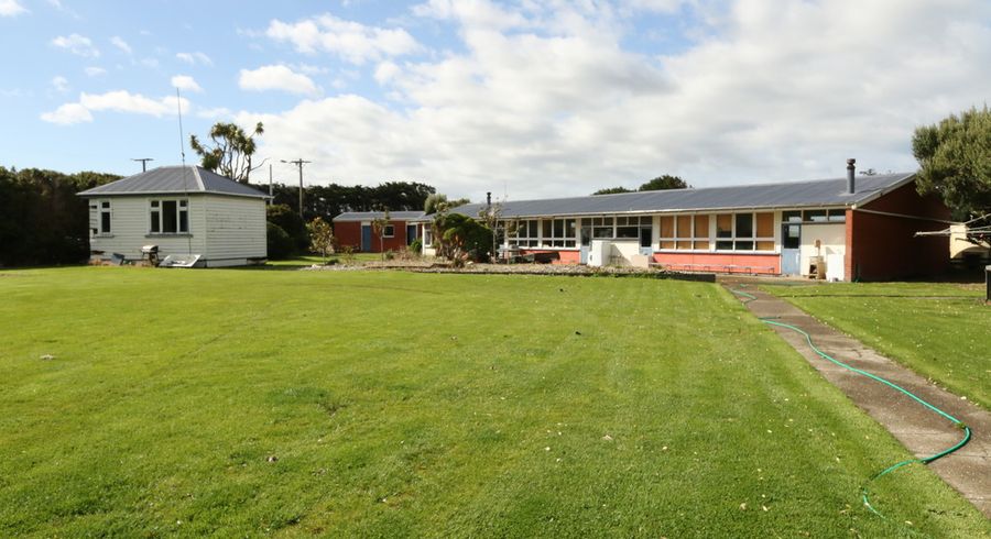  at 5 Bolton Street, Riverton