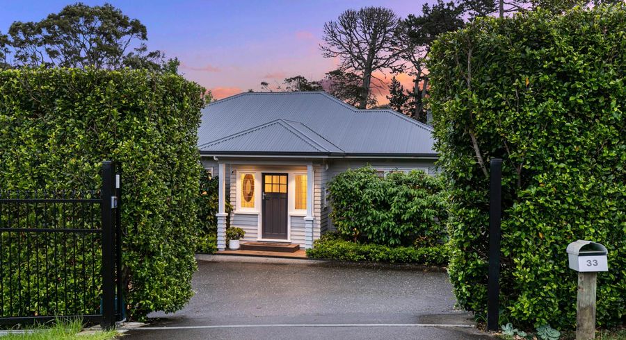  at 33 Outlook Road, Greenhithe, Auckland