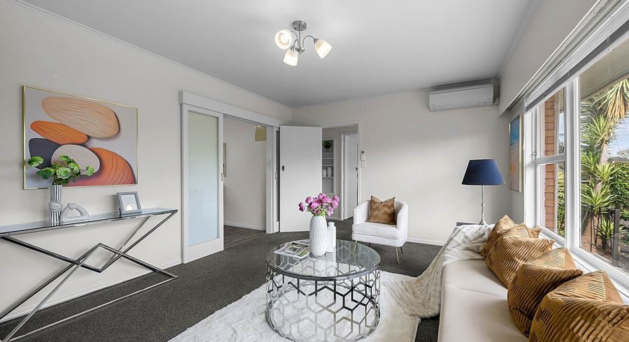  at 2/11 Wicklow Road, Narrow Neck, North Shore City, Auckland