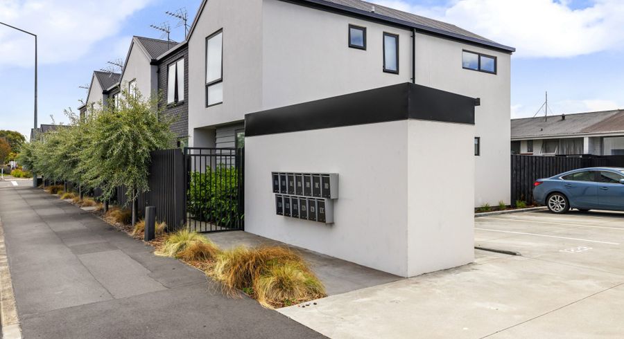  at 122A Blenheim Road, Riccarton, Christchurch