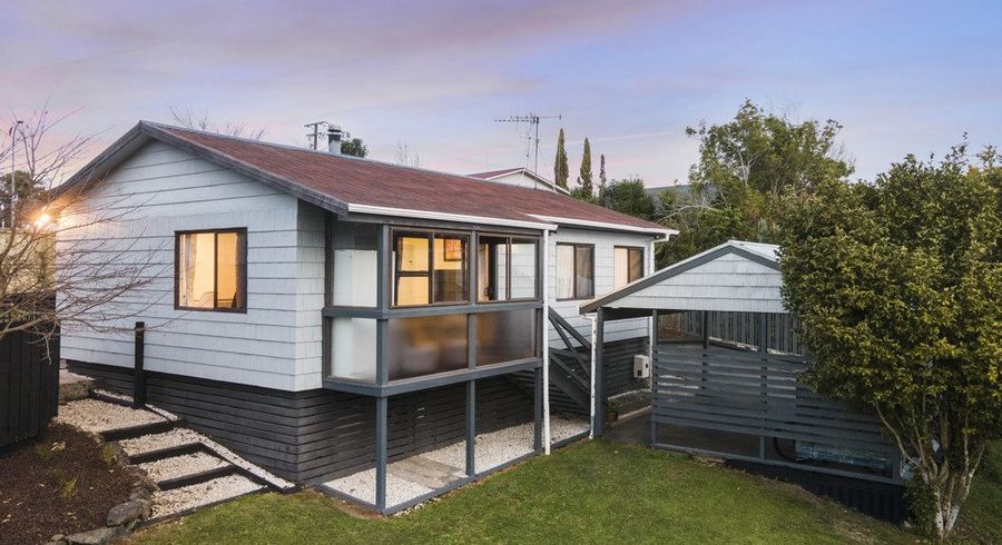  at 9 Judena Place, Pukete, Hamilton