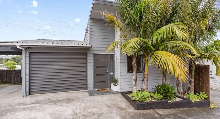  at 2/93 Ferndale Road, Mount Wellington, Auckland