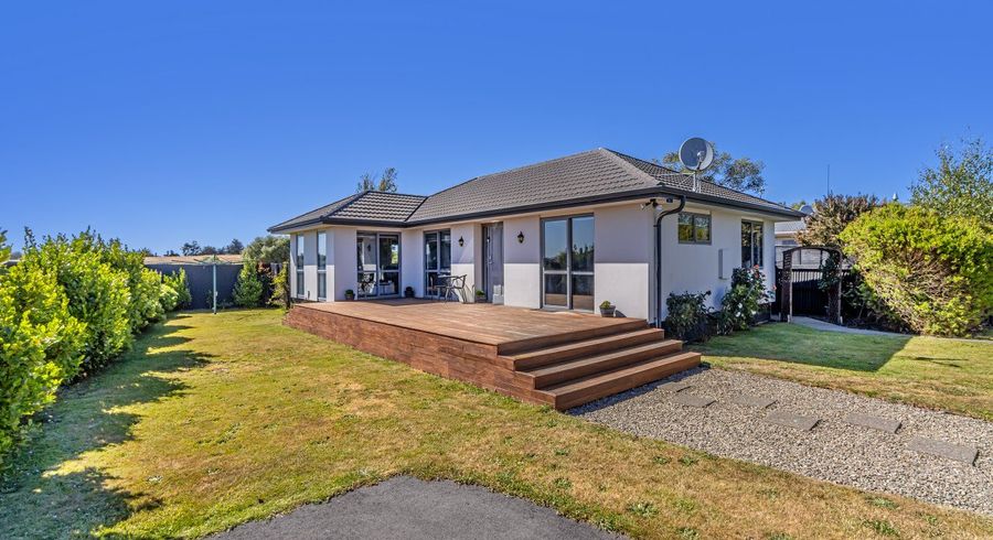  at 6 Cornet Lane, Aranui, Christchurch