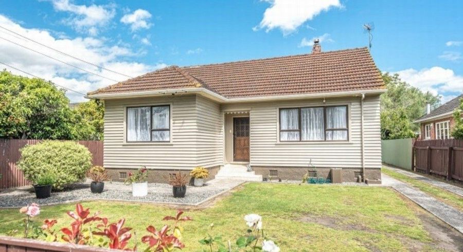 at 18 Nile Street, Whanganui East, Whanganui