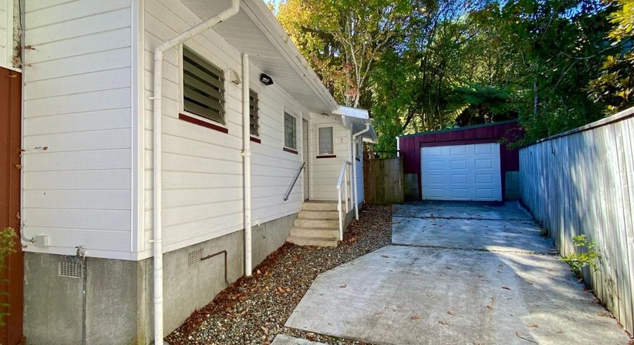  at 2/54 Akatarawara Road (rear), Brown Owl, Upper Hutt, Wellington