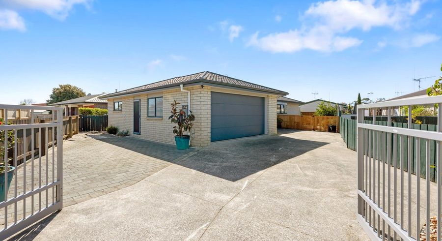  at 31 Crisp Drive, Papamoa Beach, Papamoa
