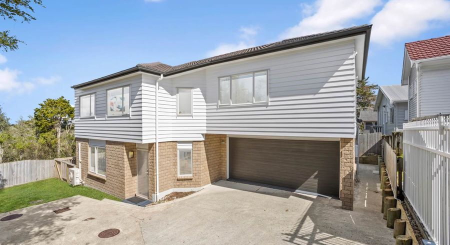  at 2/63 Pupuke Road, Birkenhead, Auckland