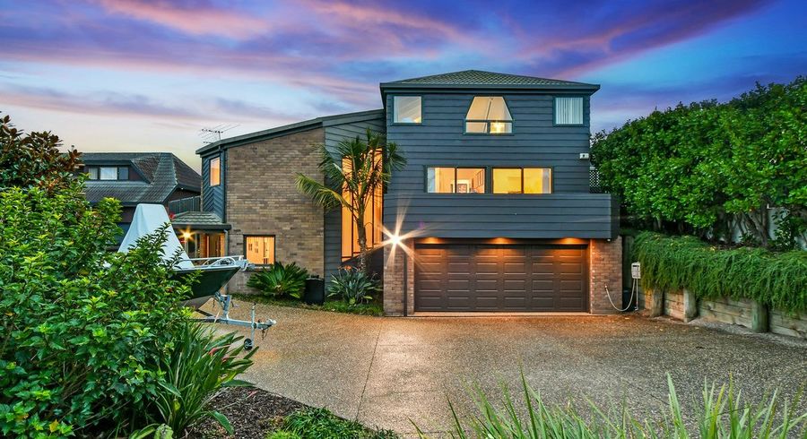  at 3 Ilex Place, Totara Heights, Auckland