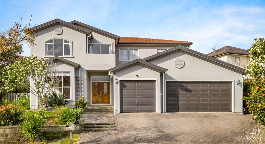  at 4 Malin Place, Pinehill, Auckland