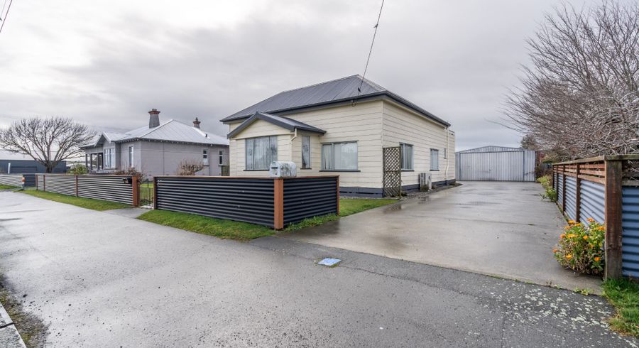  at 25 Huron Street, East Gore, Gore