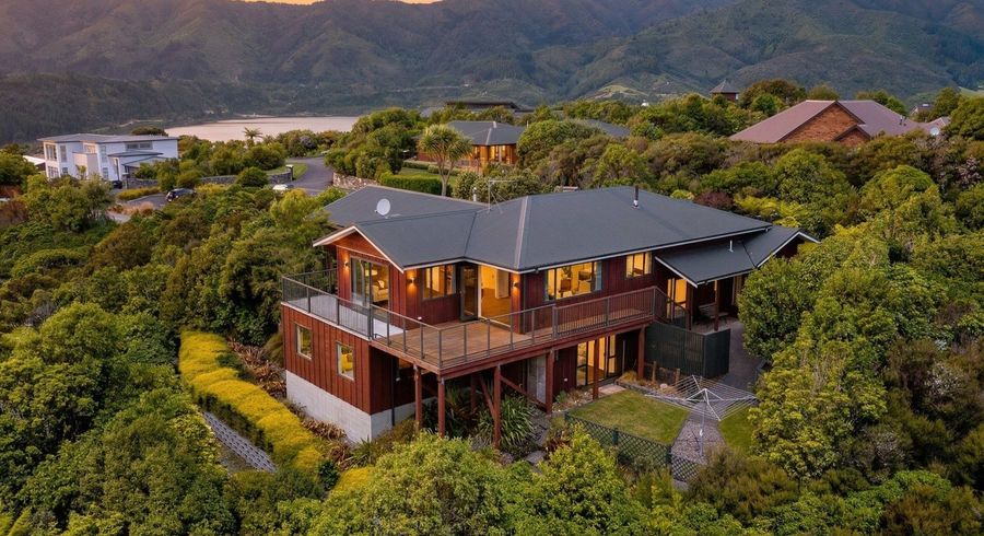  at 71 Mt Marua Way, Mount Marua, Upper Hutt, Wellington