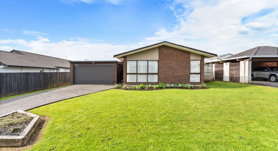  at 36 Butley Drive, Farm Cove, Manukau City, Auckland