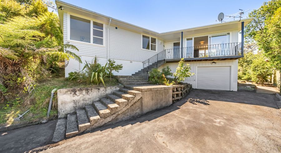  at 40 Gurney Road, Kelson, Lower Hutt