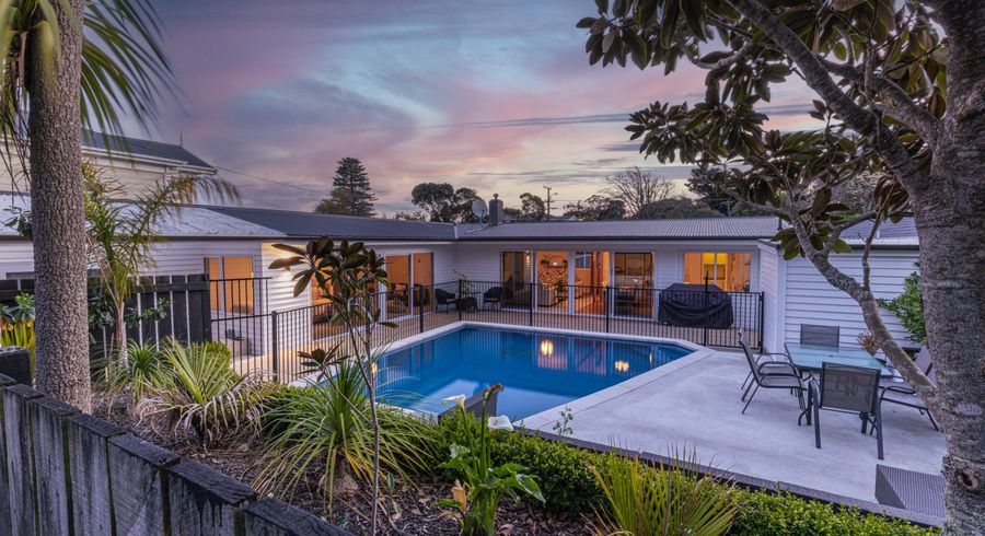  at 56 Great North Road, Saint Johns Hill, Whanganui, Manawatu / Whanganui