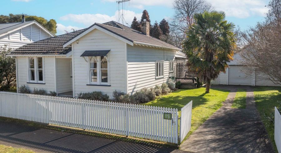  at 15 Myrtle Street, Hamilton East, Hamilton