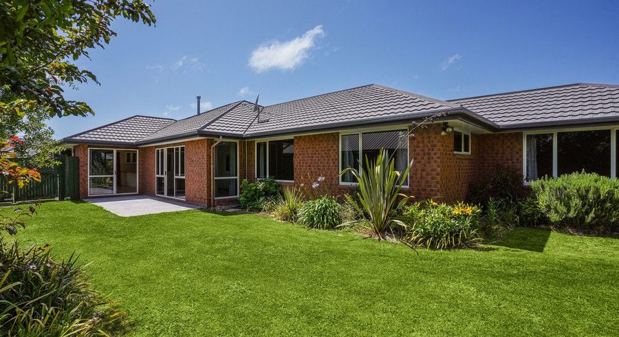  at 77 Kotuku Crescent, Woolston, Christchurch